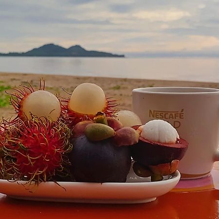 Ban Tawansongfa Hotell Lang Suan Eksteriør bilde